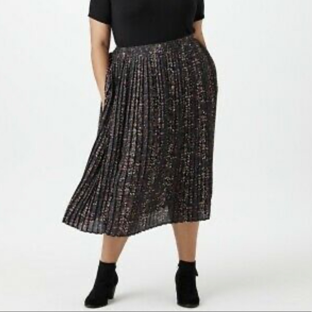 Downing Studio Dark Pink and Purple Flowy MIDI Skirt